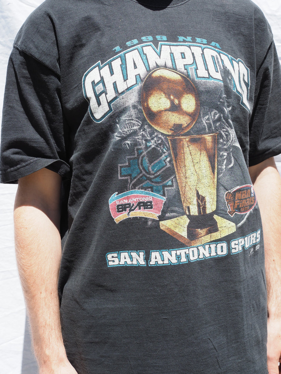 Disc NBA San Antonio Spurs 1999 Champions T-Shirt* Size: XX-Large