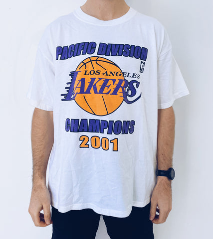 Vintage San Antonio Spurs Division Champs T-Shirt Size XL 2001 NBA